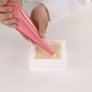 Silicone cake mould 16 x 16 x H 4 cm, vol. 1019 ml - Img 4