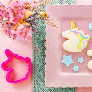 Unicorn - Plastic Cutter 8.5 x 10 x H 2.2 cm - Img 3