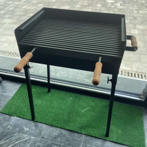 Roštilj Demos na ćumur 55x33cm sa čeličnom rešetkom