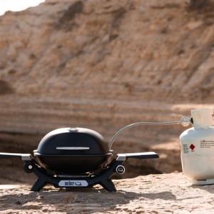 Plinski roštilj Weber Baby Q1200N Premium