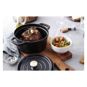 Staub Cocotta duboka livena šerpa crna 4,8L