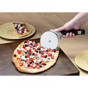 Rezanje pizze sa Weber nožem 