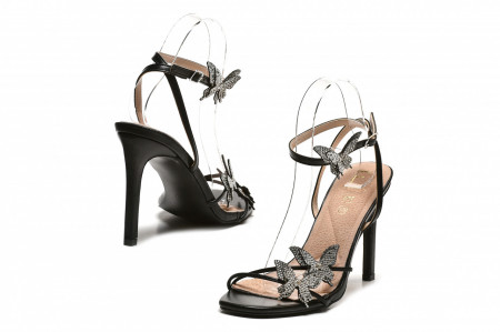 https://shop.safran.rs/catalog/sandale-8