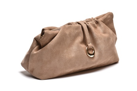 T012633TAP – Taupe mekana velur clutch torba sa metalnim ukrasom - Img 2