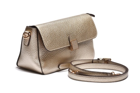 T012614GLD – Zlatna elegantna torba sa preklopom i ukrasnim lancem - Img 2