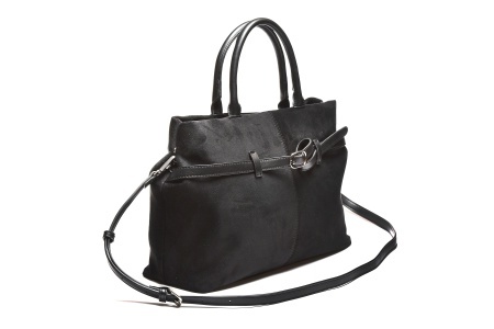 T012628BLK – Crna velur torba mekane forme - Img 2