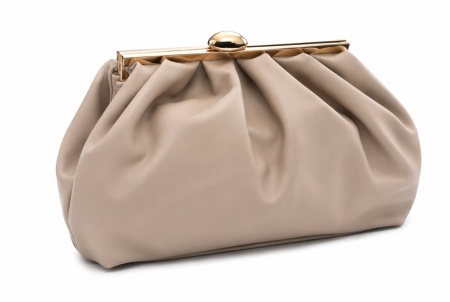 T012633BEI-PU – Bež eko koža mekana clutch torba sa metalnim ukrasom - Img 2