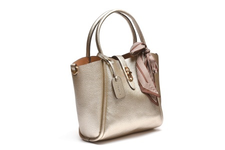 T012606GLD – Zlatna elegantna tote torba sa kopčom - Img 2