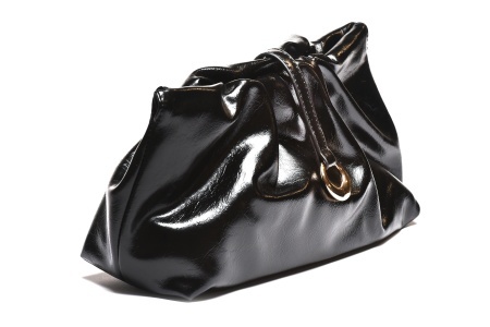 T012633BLK-PU – Crna eko koža mekana clutch torba sa metalnim ukrasom - Img 2
