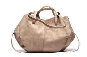 T012631TAP – Taupe moderna velur torba sa dodatnom torbicom