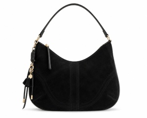 T012676BLK - Crna torba mekane forme sa dekorativnim priveskom