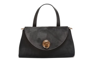 T012632BLK – Crna velur torba sa preklopom i metalnom kopcom