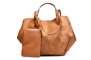 T012631CAM – Camel moderna velur torba sa dodatnom torbicom