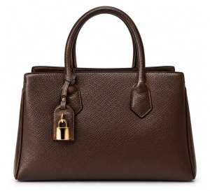 T012670COF - Coffee elegantna torba sa ukrasnim priveskom