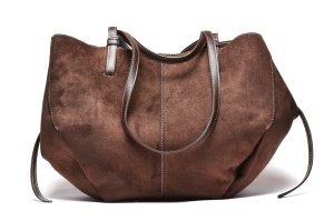 T012631COF – Coffee moderna velur torba sa dodatnom torbicom