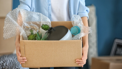 Expedierea articolelor in cutii din carton contribuie la imbunatatirea imaginii firmei tale