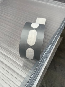 Bandă Anticondens din Aluminiu pentru Policarbonat Celular