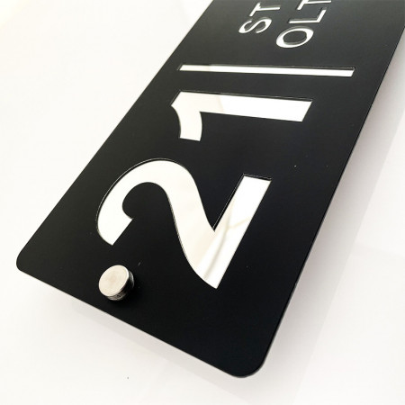 Placa Stradala Nr Casa si Strada, 30x12cm, Text efect Oglinda + Distantiere montaj - Img 3