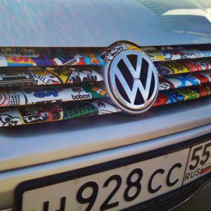 Autocolant Sticker Bomb pentru grilele din fata 80x20 cm - Img 2