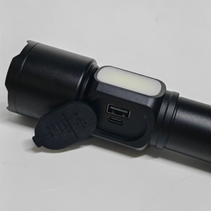 Lanterna LED Profesională – 4 LED-uri, Acumulator 6000mAh, Funcție Powerbank, Magnet și Zoom - Img 3