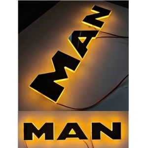 Litere LED Exterior MAN 11.9 cm inaltime – Iluminare Contur, Suprafață Negru Lucios, 12V-24V, Stabilizator de Tensiune inclus
