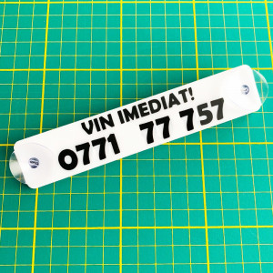 Placa personalizata cu numarul de telefon + 2 ventuze prindere geam