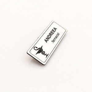 Ecuson Personalizat 2.4x7cm pentru Farmacist cu sistem de prindere - Img 3