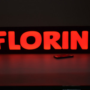 Placa led luminoasa interior camion 55x13 cm cu nume - Img 4