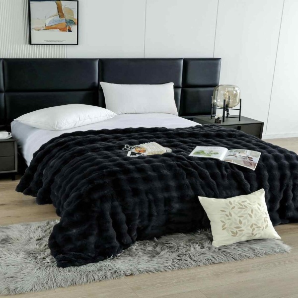 Jo-Jo Home, Patura premium din blanita artificiala de iepure, 200x230 cm, negru, cu fermoar, PBIF-02