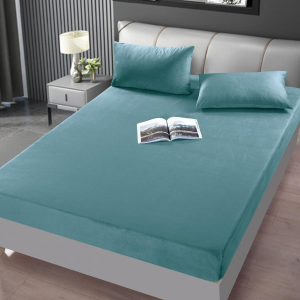 Husa de pat si 2 fete de perne din catifea, uni, cu elastic, pat 2 persoane, albastru deschis, HTC-20