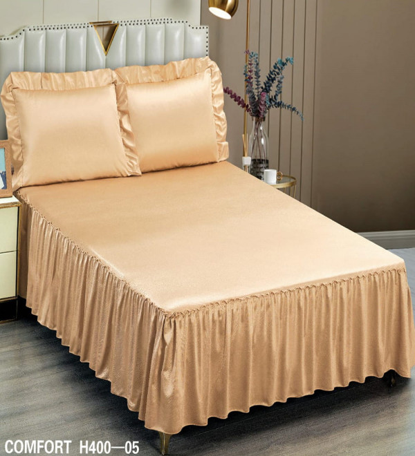 Husa de pat cu volan, material tip saten, pat 2 persoane, crem inchis, H400-05