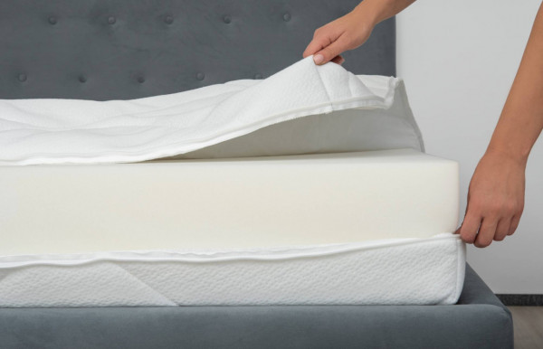 Husa saltea matlasata detasabila Ultrasleep Somnart, 140x200x18 cm, tricot, fermoar alb 4 laturi