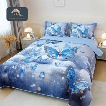 Cuvertură matlasată 5D bleu cu fluturi albaștri JOJO HOME – 3 piese