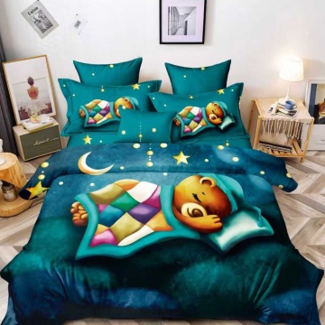 Lenjerie Finet 3D 6 Piese | Model Ursuleț Adormit sub Lună | Pat Dublu | Johnny Home Pucioasa