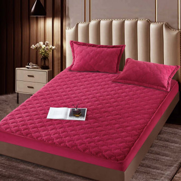 Husa de pat matlasata si 2 fete de perne din catifea, cu elastic, model tip topper, pentru saltea 140x200 cm, magenta, HTC-27 - Img 2