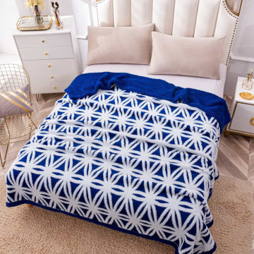 Patura cocolino dubla, model relief, pat 2 persoane, alb / bleumarin, PDBP-26