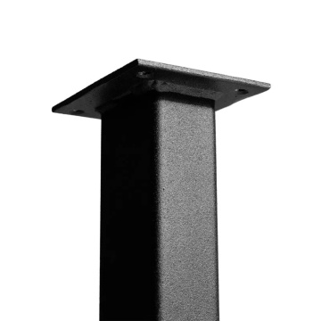 Detaliu sudură și placă de montaj pentru picior masă metal AlmaCasa Frame