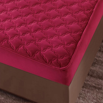 Husa de pat matlasata si 2 fete de perne din catifea, cu elastic, model tip topper, pentru saltea 140x200 cm, magenta, HTC-27 - Img 3