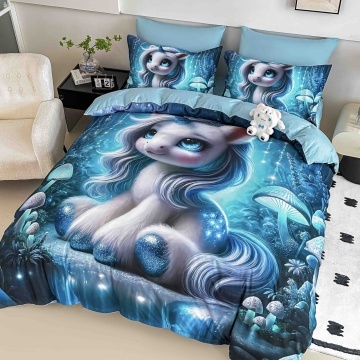 Lenjerie finet 5D albastră cu unicorn JOJO HOME pe pat complet aranjat