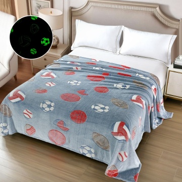 Pătură Cocolino Fluo 200x230 cm cu mingi sportive fosforescente – moale și călduroasă