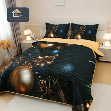 Cuvertură de Pat Matlasată 5D Crăciun Negru | Globuri Aurii | 3 Piese | Finet Catifelat | PatulMeu