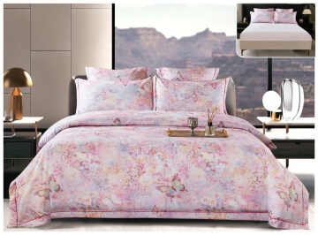 Lenjerie pat satin digital romantic fluturi | Roz pastel | 6 piese | 2 persoane | Cu elastic