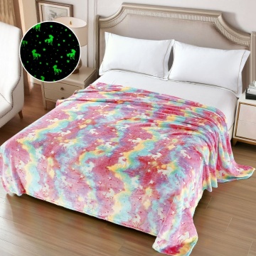 Pătură Cocolino Fluo 200x230 cm cu unicorni fosforescenți – moale și călduroasă