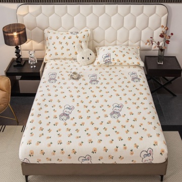 Husă de Pat Cocolino Crem cu Iepuraș și Flori Galbene | 3 Piese | Elastic Perimetral | Jo-Jo Home