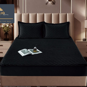 Husa de pat matlasata si 2 fete de perne din catifea, cu elastic, model tip topper, pentru saltea 160x200 cm, negru, HTC-41 - Img 1
