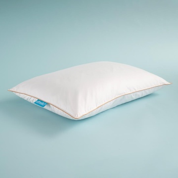 Pernă Othello Downa 30 cu 30% puf și 70% pene de gâscă, 50x70 cm – imagine 2 din galeria produsului