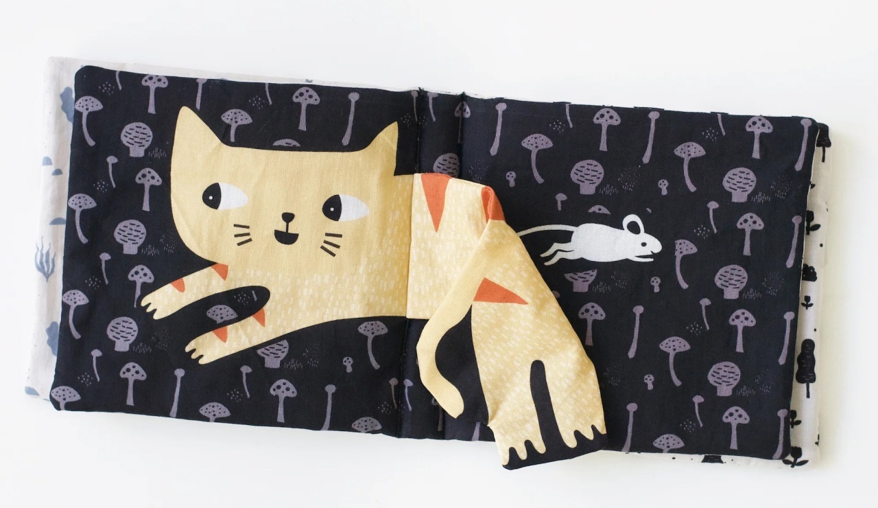 Prima mea carte textila cu fosnete – Animale domestice - imagine 5