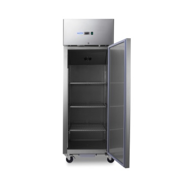Фризер 600 л- 3 регулируеми полици - побира 3 x GN 2/1 контейнера