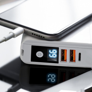 Incarcator Priza Forcell 15W, Multifunctional, QC3.0 Functie power bank 8000mAh si Incarcare Wireless foto 3