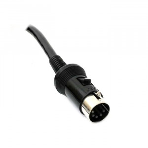 Microfon Storm Discovery, Defender 